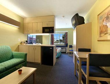 Microtel Inn & Suites By Wyndham Каролина Бийч Стая снимка